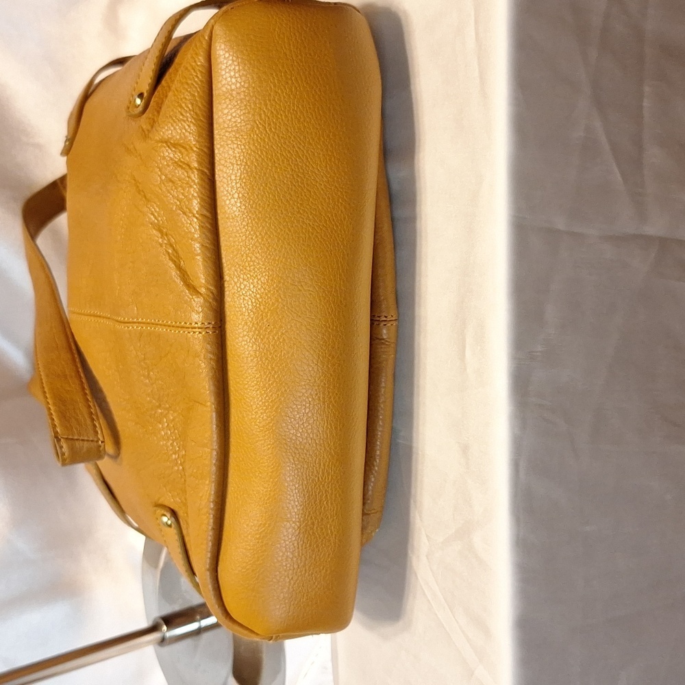 Tan Leather Shoulder Bag - Picture 5 of 12